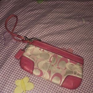 SOLD coach wristlet zipper wallet vintage